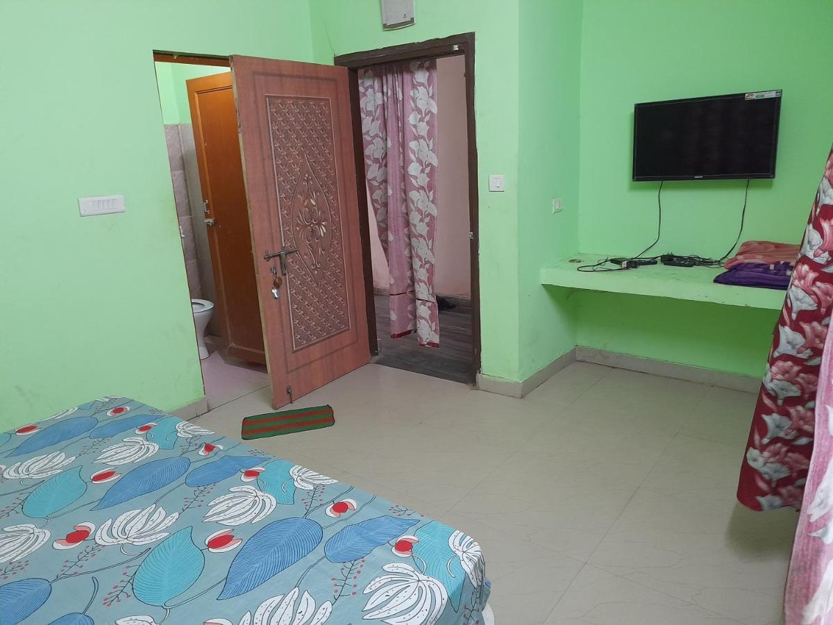 Hotel Tirupati Puri Εξωτερικό φωτογραφία
